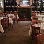 Schlesinger's Chop House food