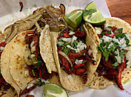 Arturo's Taqueria food