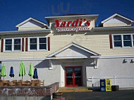 Nardi's Tavern inside