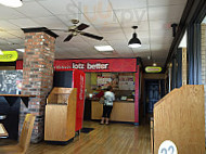 Schlotzsky's inside