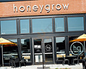 Honeygrow inside