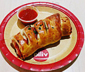 Villa Pizza food