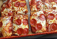 Little Caesars Pizza food