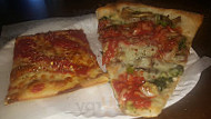 Gino's Pizza food