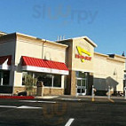 In-n-out Burger outside