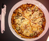 Pizza Italia food