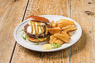 B` Perfect Burgers food