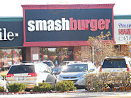 Smashburger outside