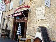 La Taverne de Tasdon inside