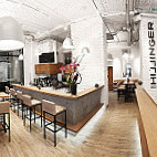 Leo Hillinger Wineshop & Bar Wollzeile inside