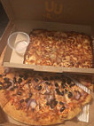 Pizza Hut food