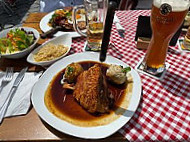 Weissbierhaus food