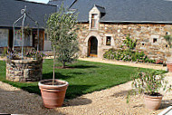 Domaine De Kermodest outside