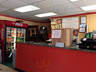 Main Street Pizza inside