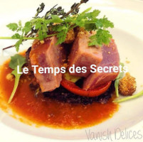 Le Temps Des Secrets food