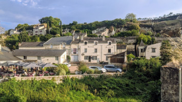 La Plage De Montsoreau food