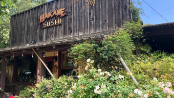 Hakane Sushi inside