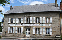 Le Relais de Naiade outside