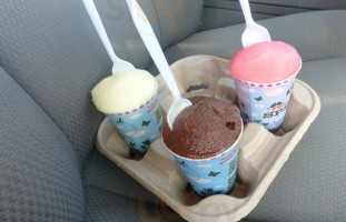 Rita's Italian Ice food