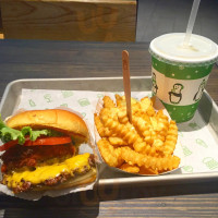 Shake Shack Dedham food