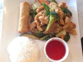 Blue Moon Asian Cuisine & Sushi Bar food