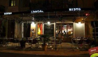 Bistro Resto Chez Lulu food