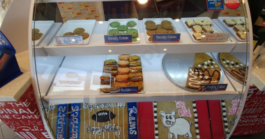 Great American Cookies food