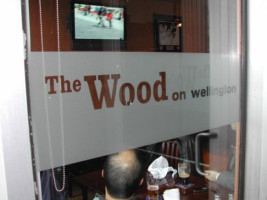 The Wood on Wellington food