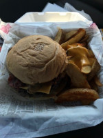 Fuddruckers food