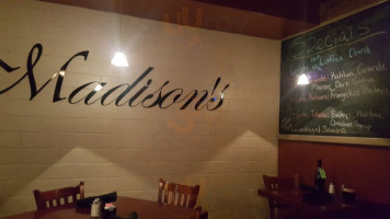 Madison Street Grill food