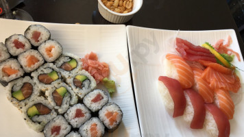 Sushi Rama food