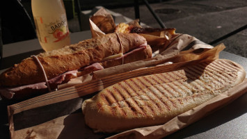 Mère Et Fille food