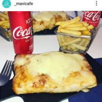 Mavi Café food