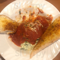 Giovanni's Pizza And Pasta food