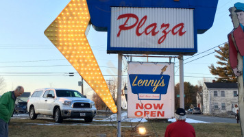 Lenny's At Hawkes Plaza food