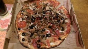 Mod Pizza food