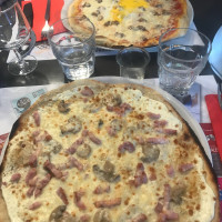 Pizzeria de Collonges food