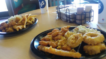 Long John Silver's inside