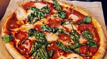 Blaze Pizza food