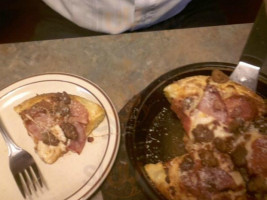 Pizza Hut food