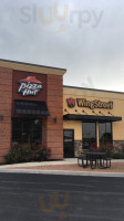 Pizza Hut inside