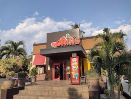 Chili's outside