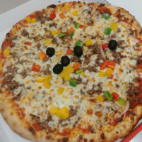 Pizza Belnova food