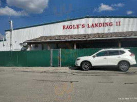 Eagles Landing outside