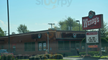 Wendy's outside