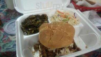 Rays World Famous Bbq food