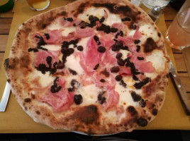 Arrivederci Pizzeria food