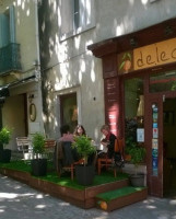 Delecto inside