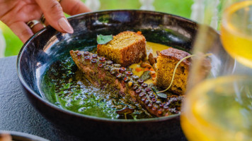 La Table De La Cheze food