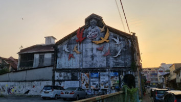 Kedai Makanan Teck Teh Dé De Ròu Gǔ Chá Fàn Diàn Bak Kut Teh outside